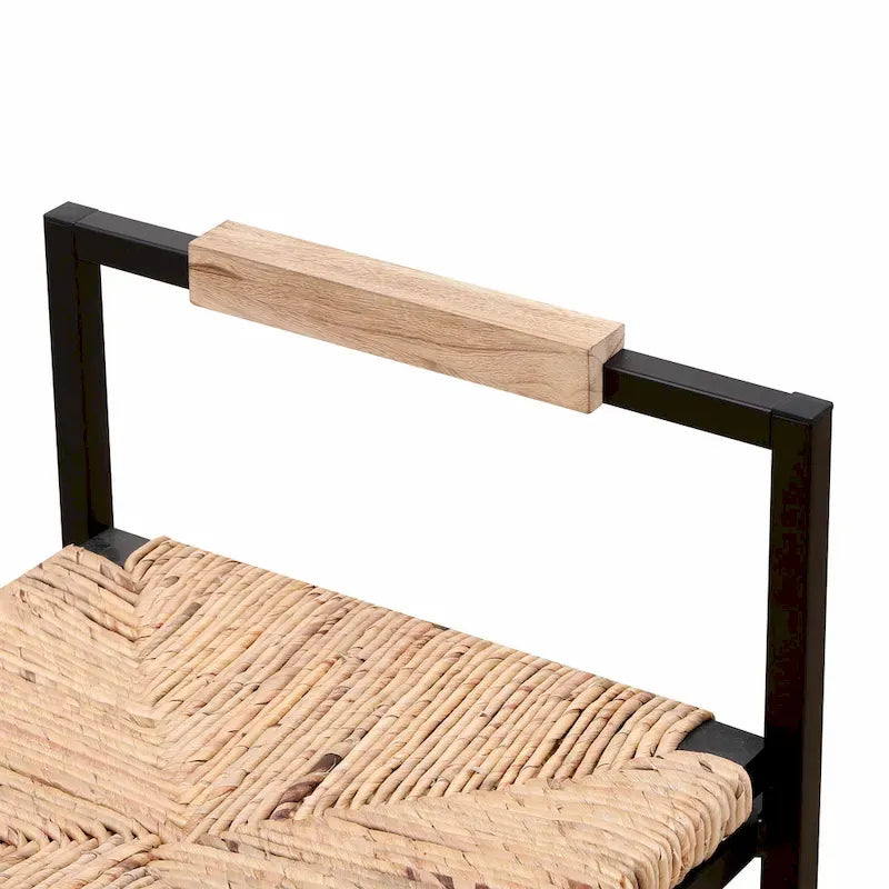 Tabouret de bar à hauteur de comptoir en jacinthe d'eau naturelle tressée et piétement en métal noir