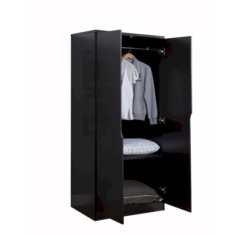 Armoire à deux portes moderne avec penderie, étagères et poignées découpées